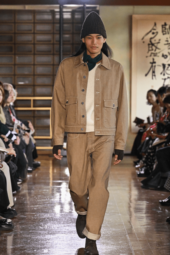 Look 28