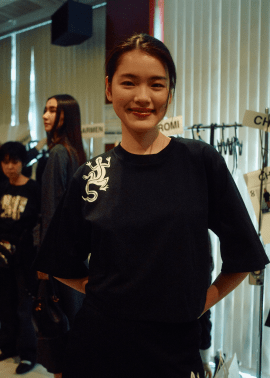 Backstage 09